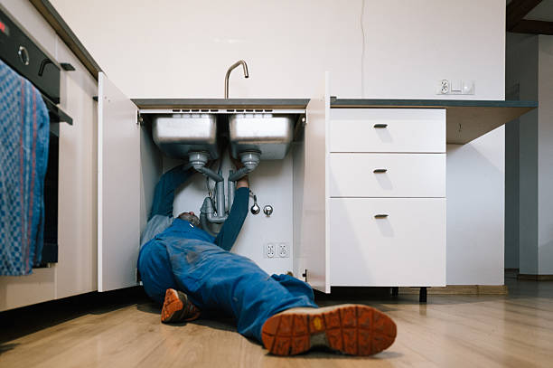 Professional Leak Detection technician working in Sandhill, MS